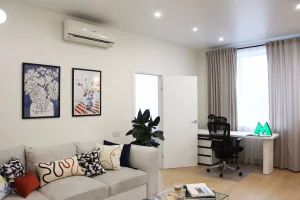 Gulliver Mall Apartment - Central Kyiv