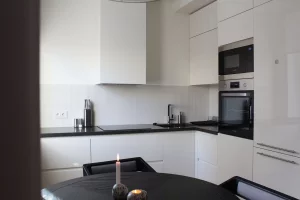 Gulliver Mall Apartment - Central Kyiv