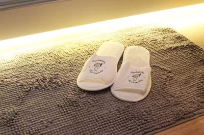 Disposable slippers